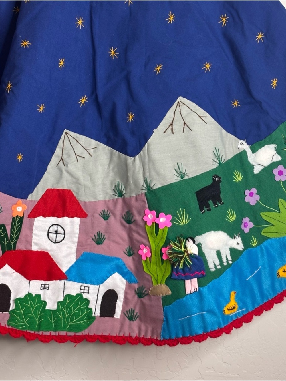 Novica Peru Arpillera 3D Christmas Nativity Tree Skirt Peruvian Nativity 43” - Picture 4 of 13